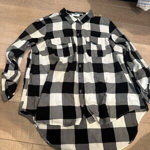 NEW DIRECTIONS CURVY WOMENS BLACK AND WHITE BUTTON SHIRT NEW 3X